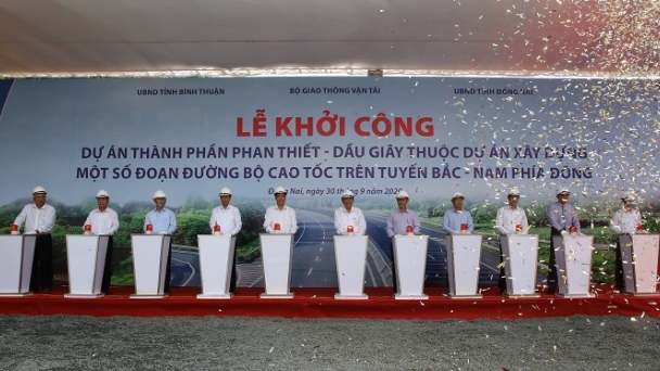 Khởi công 3 dự án thành phần cao tốc Bắc - Nam